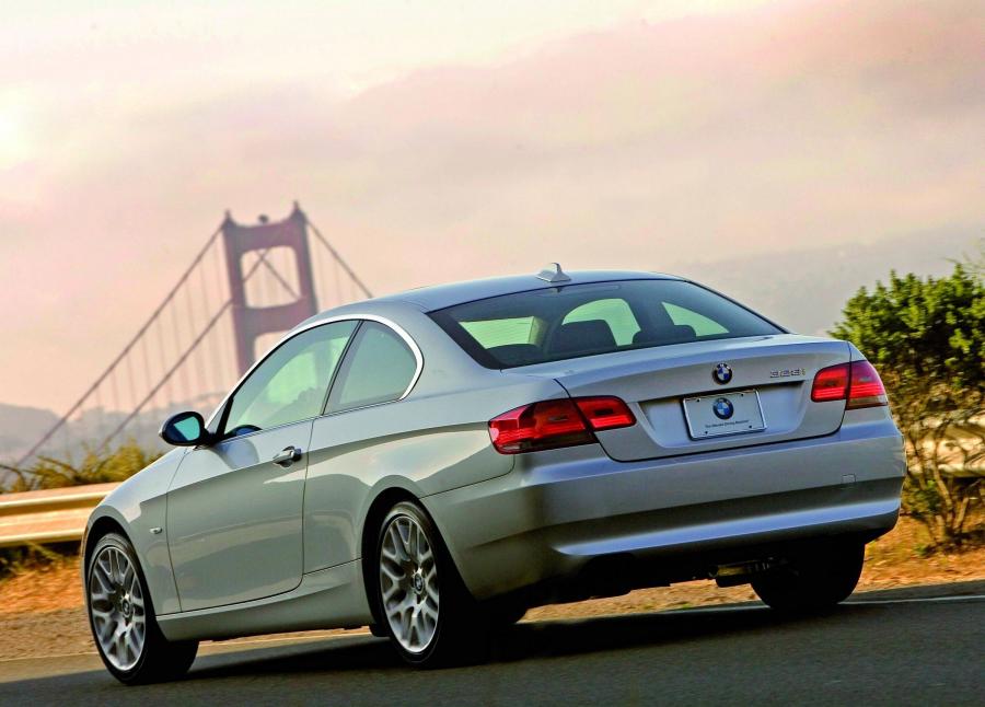  BMW 3-Series Coupe 2007 года  (фото 46 из 219)